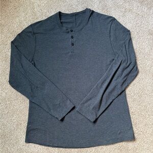 Lululemon Men’s Gray 5 Year Basic Henley Long Sleeve Ter